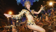 Der Straßenkarneval von Santa Cruz de Tenerife wird mit dem Festeröffnungszug – Cabalgata Anunciadora – am 21. Februar eingeläutet. Foto: EFE