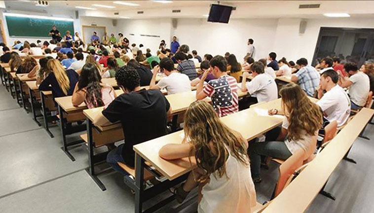 Studenten von La Gomera können eine zusätzliche monatliche Untersützung beantragen. Foto: Cabildo de LA gomera