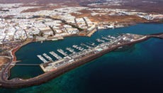 Luftbild der Inselhauptstadt Arrecife auf Lanzarote Foto: Fotos Aereas de Canarias