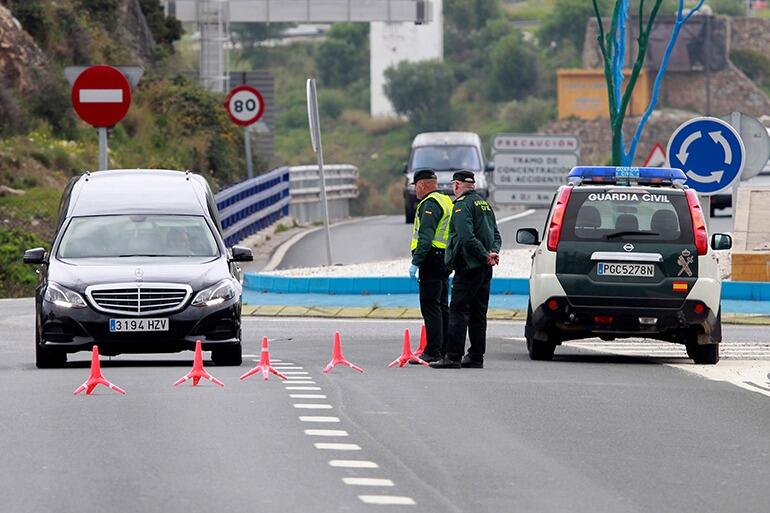 Eine Straßenkontrolle in Algeciras Foto: EFE