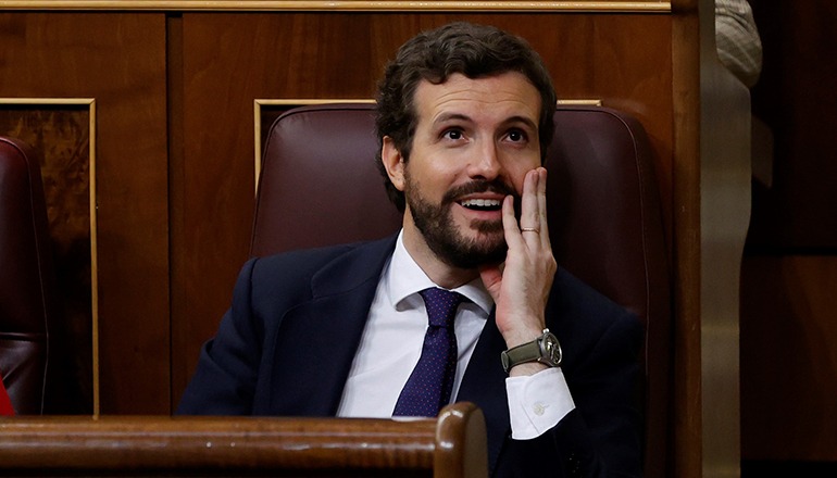 Pablo Casado (PP) bezeichnete REgierungschef Sánchez als Feigling. Foto: efe