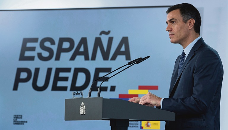 Regierungschef Pedro Sánchez verkündete in einer Pressekonferenz am Sonntag, dem 25. Oktober 2020, die Verhängung des Alarmzustandes, dieses Mal mit einer auf die Nacht beschränkten Ausgangssperre, von der nur die Kanaren ausgenommen sind. Foto: EFE