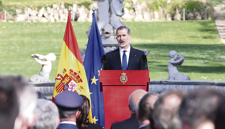 Die Gedenkzeremonie fand in den Gärten des Königspalastes in Madrid statt. Foto: Casa de S.M. el Rey