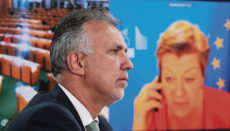 EU-Innenkommissarin Ylva Johansson (r.) nahm den Bericht und die Forderungen von Ángel Víctor Torres zur Kenntnis. Foto: EFE