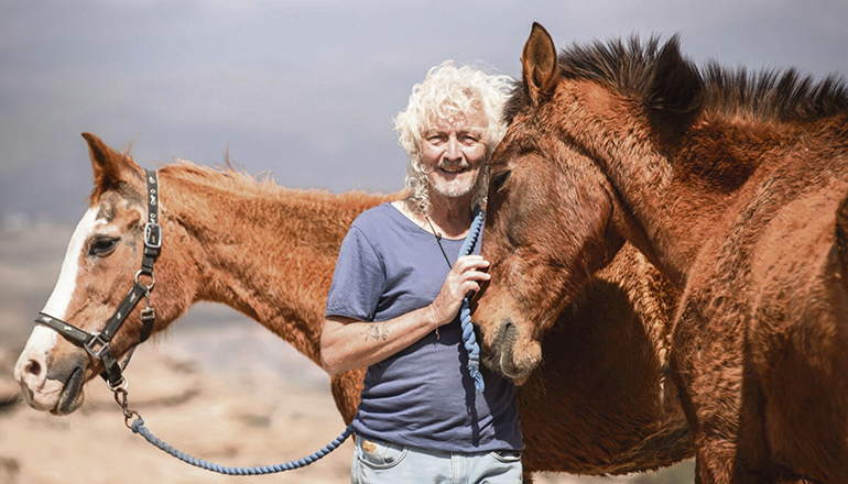 Steve Travis mit Pferden Fotos: Lea Klier