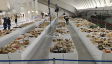 Bei der diesjährigen Ausgabe durften 250 Jurymitglieder über 4.000 Käsesorten verkosten. Foto: gobcan