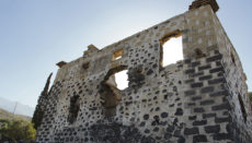 Das historische Gemäuer ist zum Teil bereits eingestürzt. Foto: caibldo de Tenerife