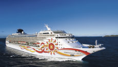 Santa Cruz’ Hafen und seine Infrastruktur sind für die großen Kreuzfahrtunternehmen attraktiv. Die „Norwegian Sun“ wird als erstes Schiff der Gesellschaft Norwegian Cruise Line die Insel anlaufen. Foto: NORWEGIAN CRUISE LINE