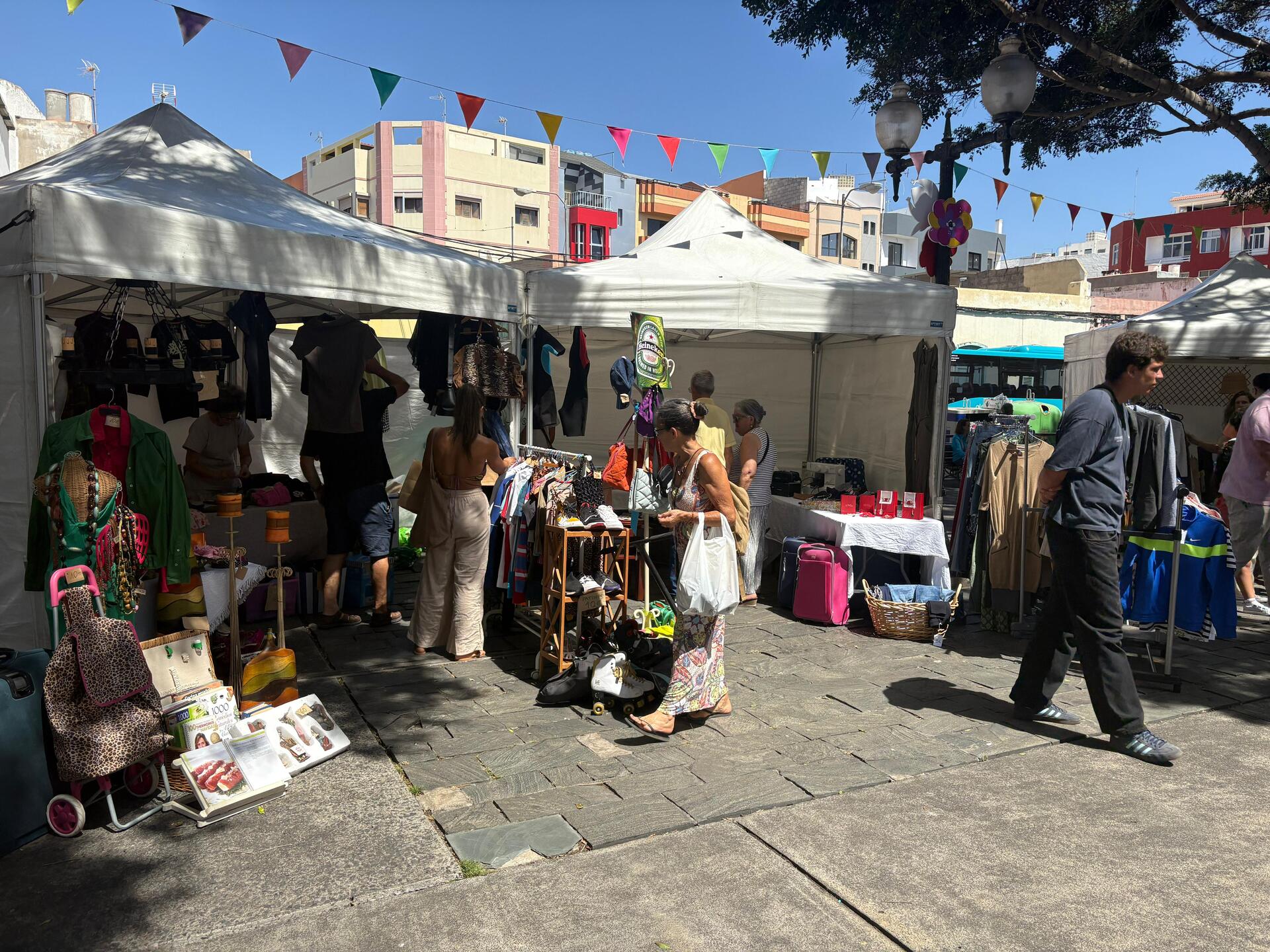 Secondhand-Markt in San Gregorio