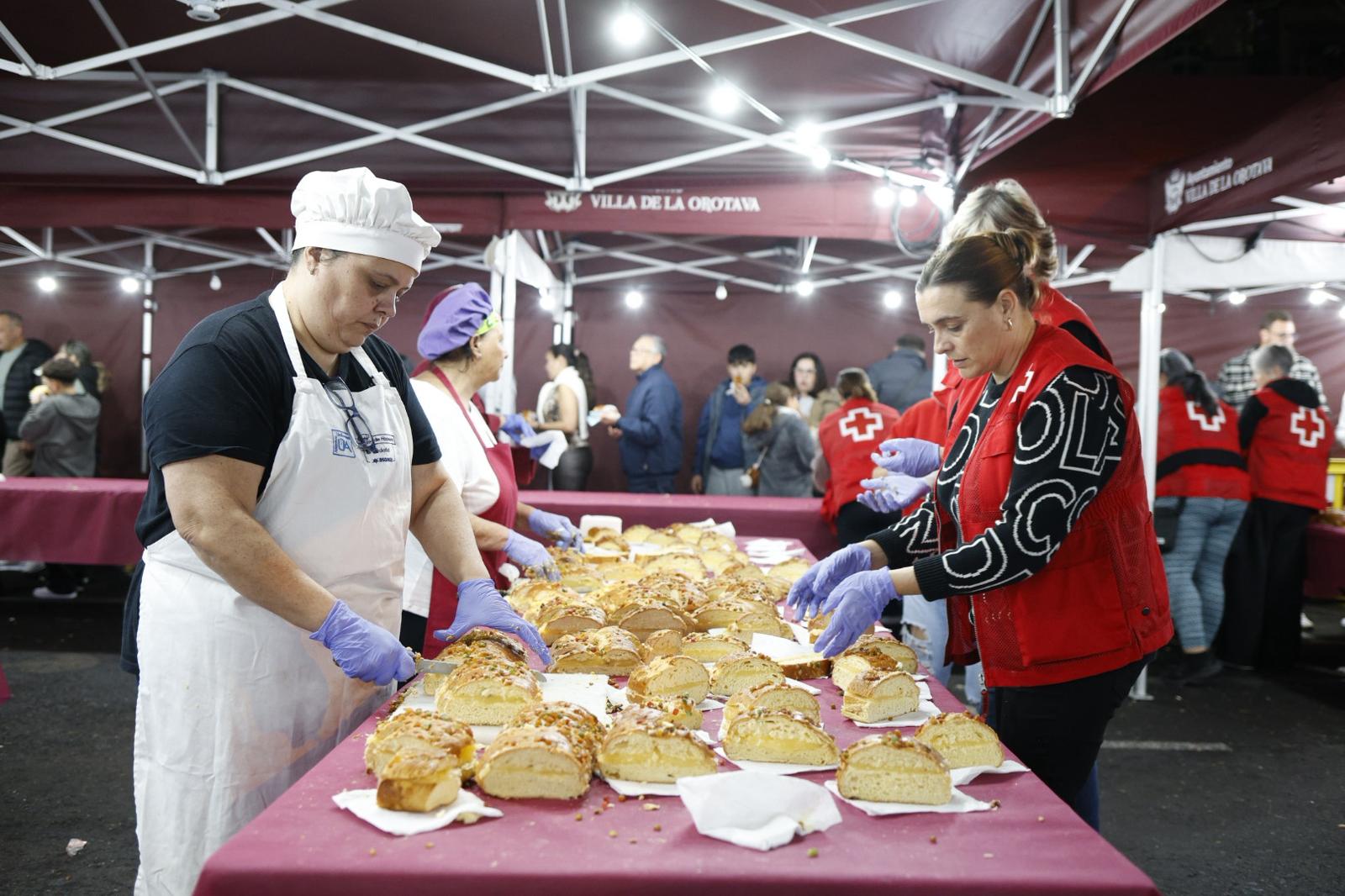 Der Roscón de Reyes, der riesige Dreiköngiskuchen