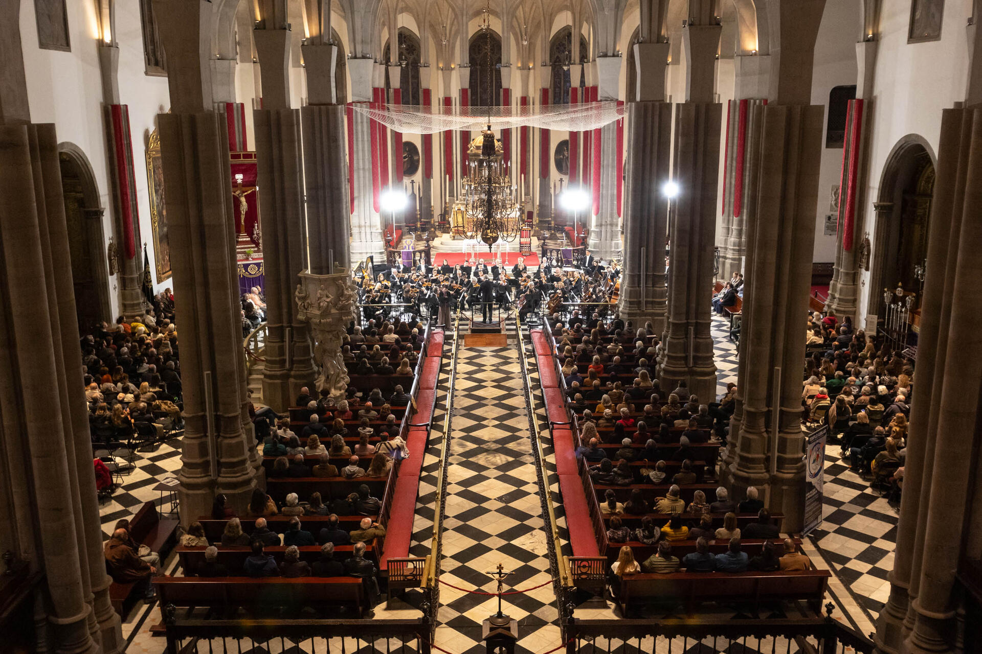 Konzert der Sinfónica in der Kathedrale