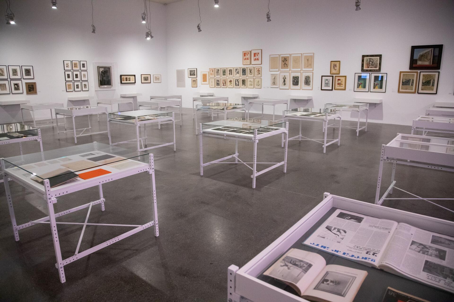 Ausstellung Oscar Domínguez gráfico